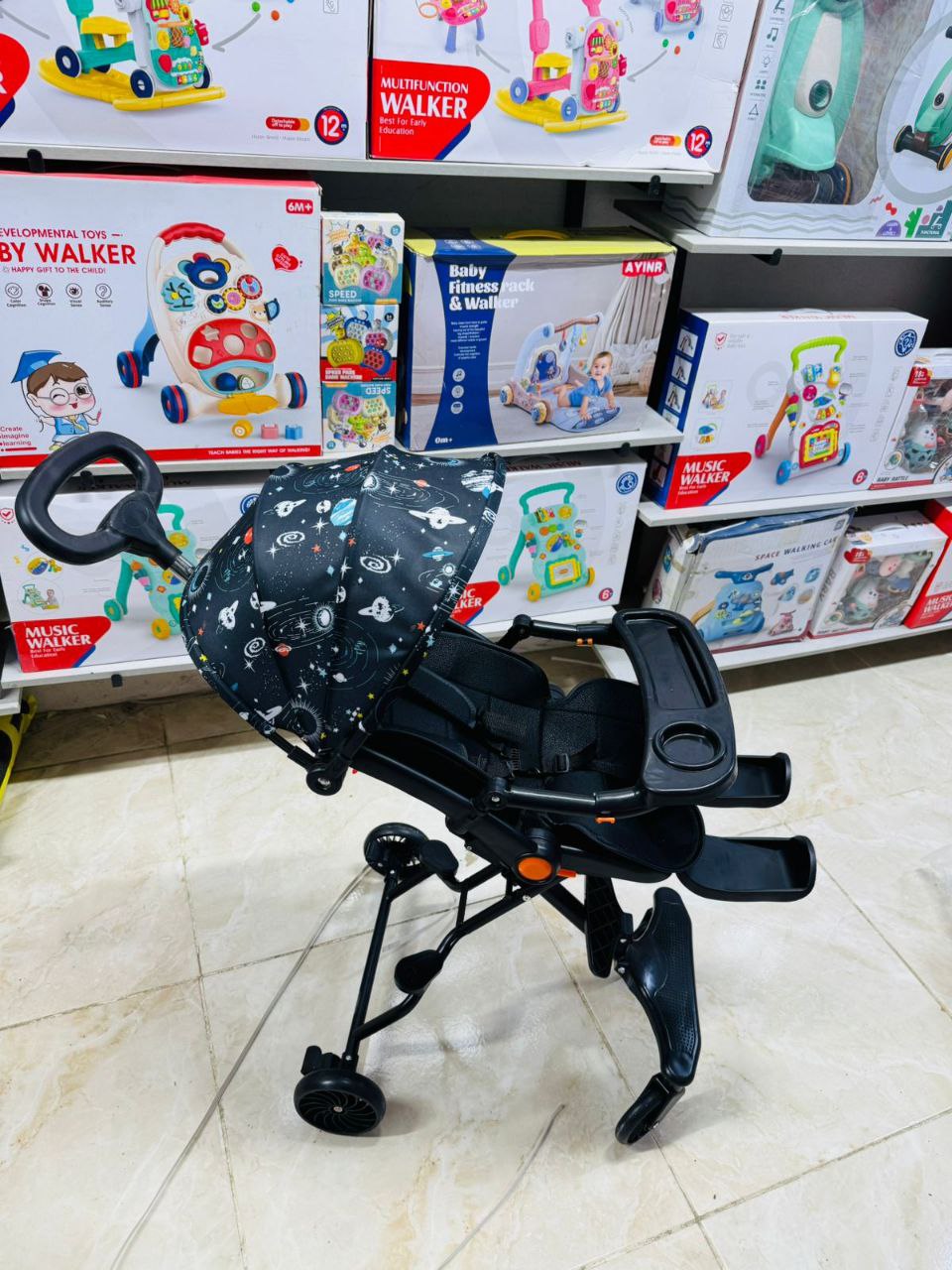عربية بيبي موجهة بطاولة طعام بتلف 360 درجة كل قطعة في كرتونة 
YBX-518A