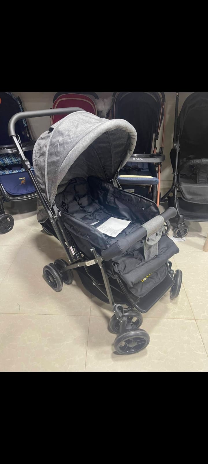 Gomaa stroller